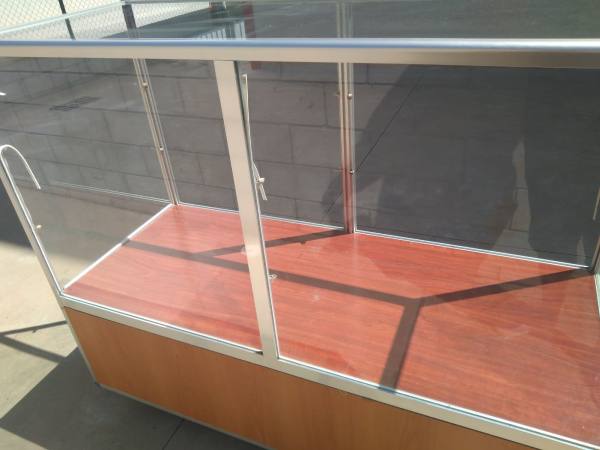 Vitrina mostrador cristal neutra